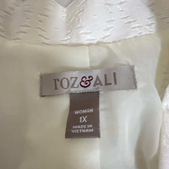 Jacket Blazer Roz & Ali Size 1X White Open Front Lined 3/4 Sleeve Silver Grommet - Picture 3 of 10